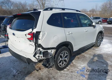 2024 Subaru Forester Premium из США, поврежденный, VIN JF2SKADC9RH451747